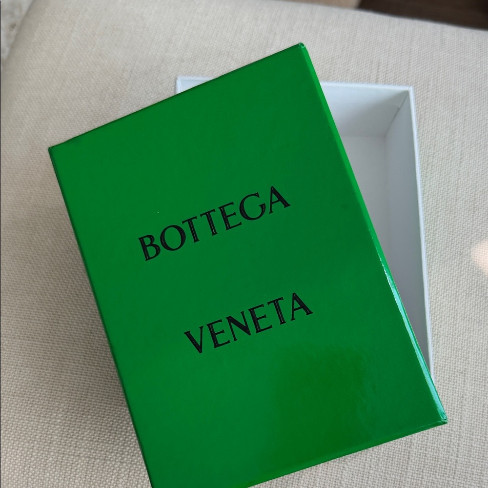 Bottega Veneta Green Logo Box 7x5x2 inches